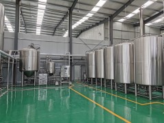 山东精鹰—五器糖化精酿啤酒设备图3